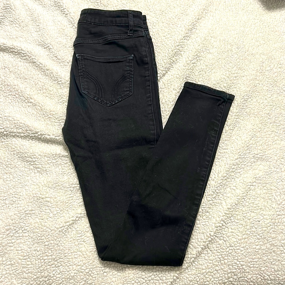 black skinny jeans